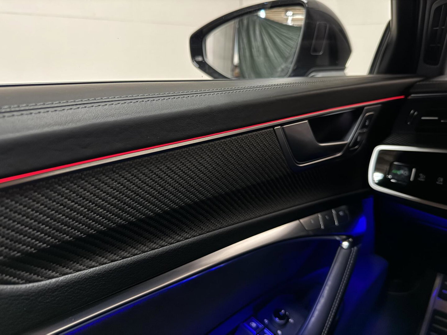 Audi A6 Avant 55 TFSIe Quattro Competition Pano Nachtzicht 360° HUD
