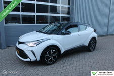 Toyota C-HR - 1.8 Hybrid Dynamic | NL Auto Boekjes | Trekhaak | Parkeersensoren voor en achter |