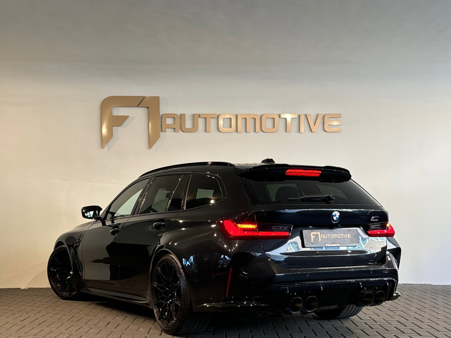 BMW 3 Serie Touring M3 xDrive Competition Milltek|H/K|HuD