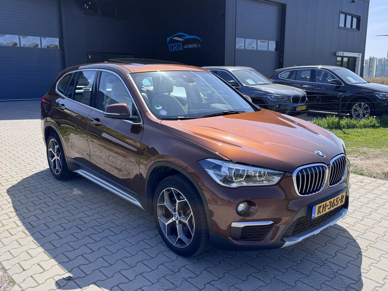 BMW X1