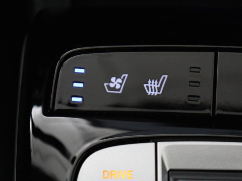 Hyundai Tucson 1.6 T-GDI PHEV Premium 4WD | SOH 96,5% | Stoelventilatie | Leder | Trekhaak | 360 Camera | Adaptive cruise | Krell Audio | Achterbankverwarming | Camera | Memory | Keyless | Plug In