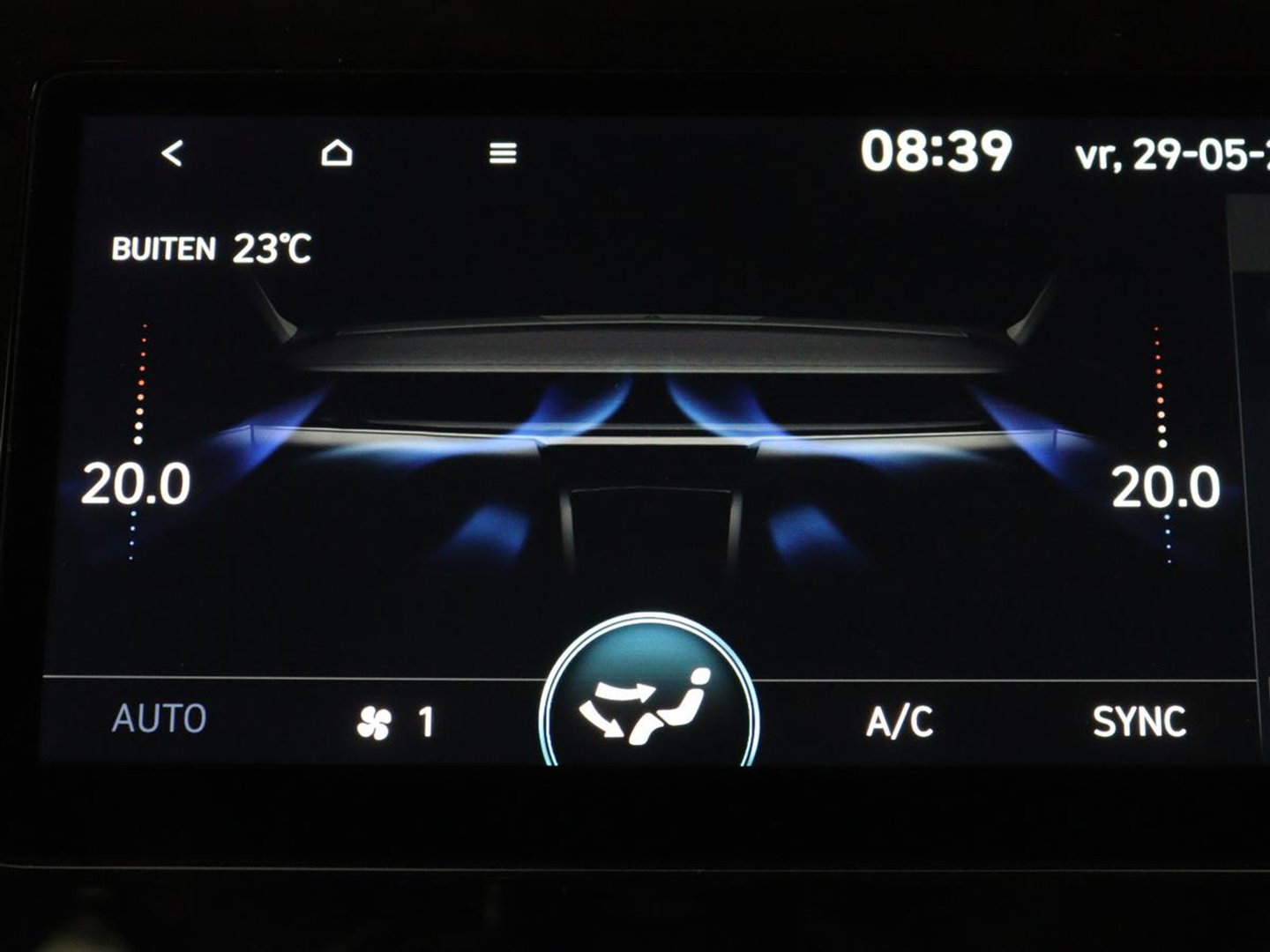Hyundai Tucson 1.6 T-GDI PHEV Premium 4WD | SOH 96,5% | Stoelventilatie | Leder | Trekhaak | 360 Camera | Adaptive cruise | Krell Audio | Achterbankverwarming | Camera | Memory | Keyless | Plug In