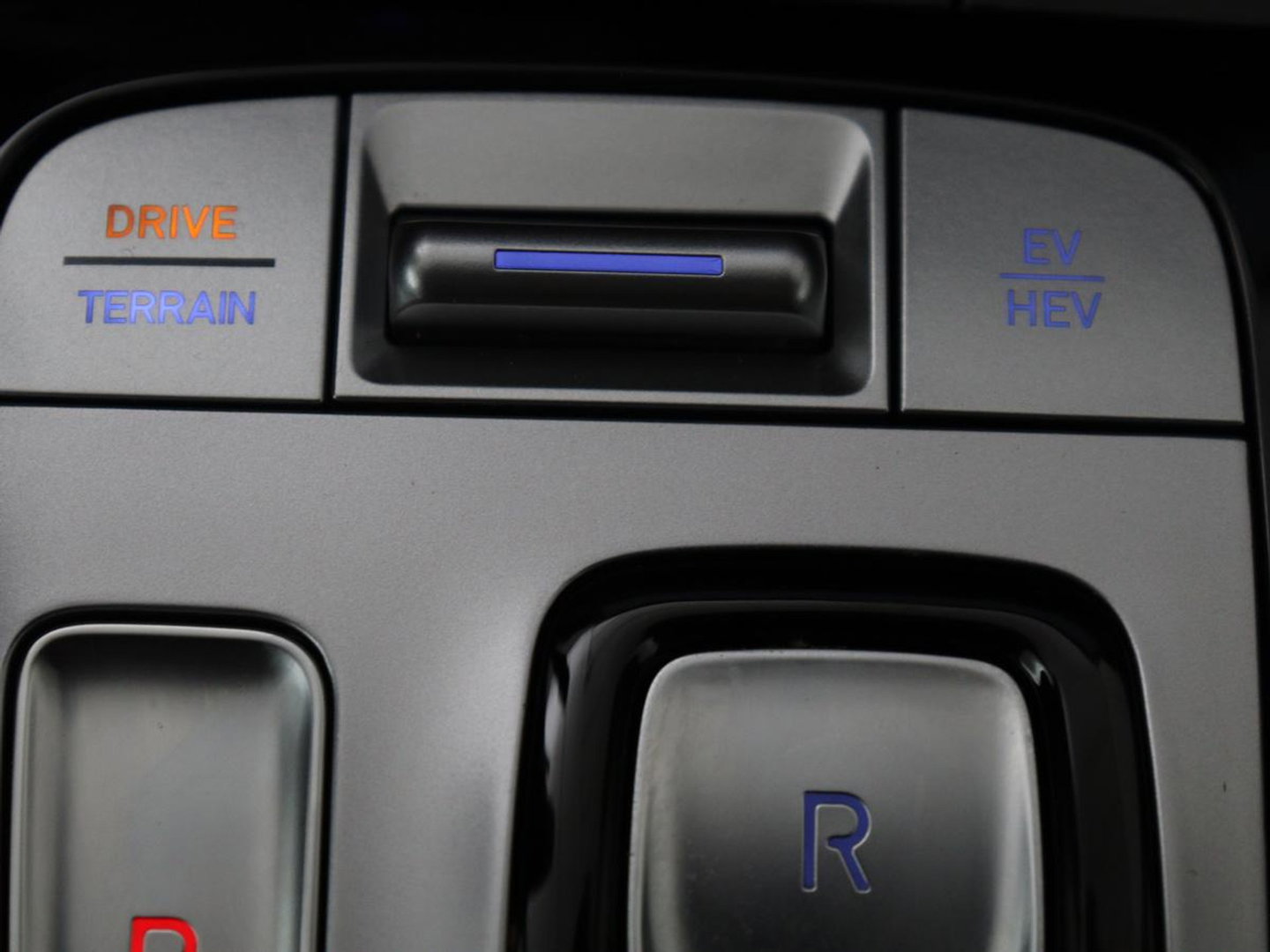 Hyundai Tucson 1.6 T-GDI PHEV Premium 4WD | SOH 96,5% | Stoelventilatie | Leder | Trekhaak | 360 Camera | Adaptive cruise | Krell Audio | Achterbankverwarming | Camera | Memory | Keyless | Plug In
