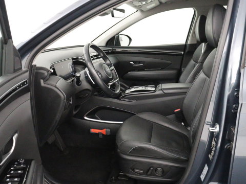 Hyundai Tucson 1.6 T-GDI PHEV Premium 4WD | SOH 96,5% | Stoelventilatie | Leder | Trekhaak | 360 Camera | Adaptive cruise | Krell Audio | Achterbankverwarming | Camera | Memory | Keyless | Plug In
