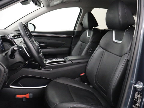 Hyundai Tucson 1.6 T-GDI PHEV Premium 4WD | SOH 96,5% | Stoelventilatie | Leder | Trekhaak | 360 Camera | Adaptive cruise | Krell Audio | Achterbankverwarming | Camera | Memory | Keyless | Plug In