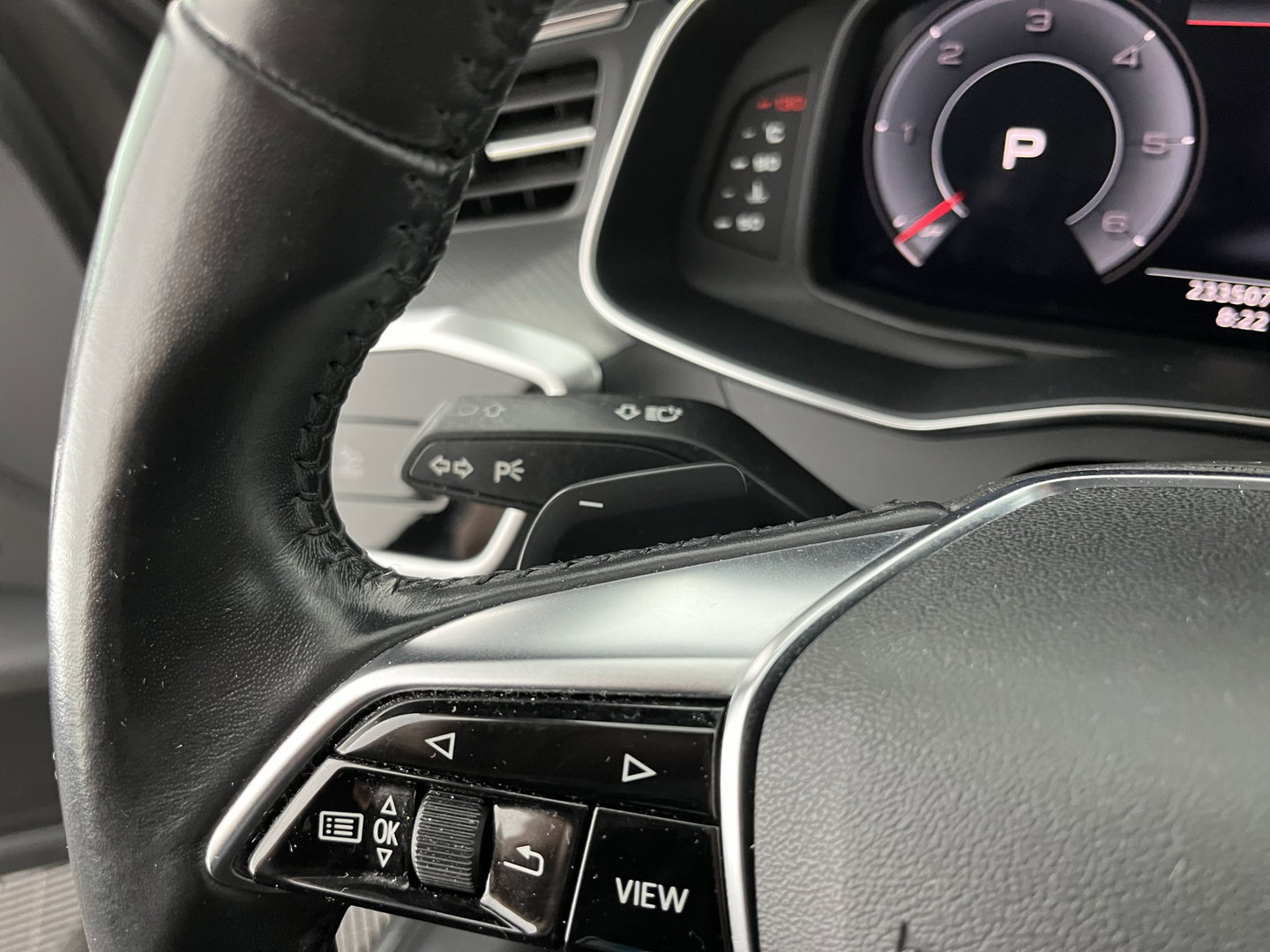 Audi A6 Avant 40 TDI Sport Lease Edition MHEV Aut. *FULL-LED | HEATED-SPORTSEATS | MEMORY-PACK | DIGI-COCKPIT | NAVI-FULLMAP | CARPLAY | AUDI-SOUND | SHIFTPADDLES | TOWBAR | 20''ALU*