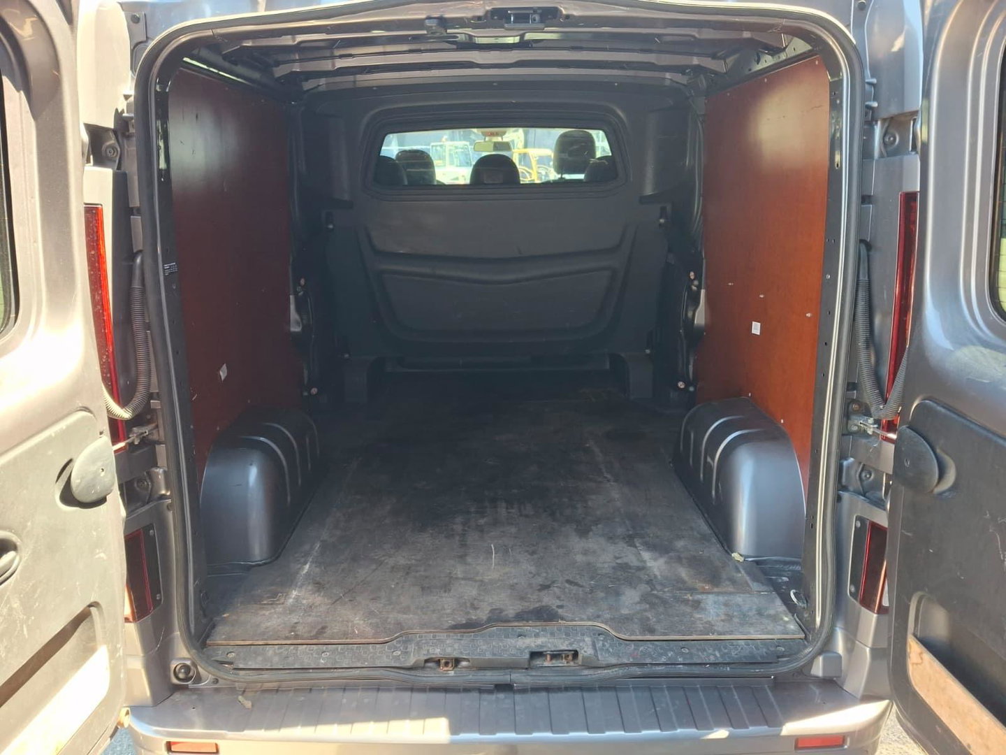Renault Trafic 2.0 dCi 170 T29 L2H1 DC Luxe MARGE | AUT | R-LINK | LED | CAMERA