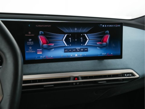 BMW iX xDrive40 Business Edition Plus 77 kWh [ 3-Fase ] {SOH-100%} (INCL-BTW) *PANO | HEAD-UP | TOPVIEW | MASSAGE | LASER-LIGHT | MEMORY-PACK | BOWERS&WILKINS | BLINDSPOT | WIDESCREEN-COCKPIT | HEATED-COMFORTSEATS | DAB | AMBIENTLIGHT | NAVI-FULLMAP | 20''AL