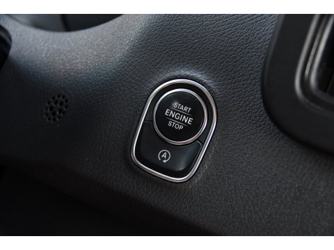 Mercedes-Benz Sprinter 317 1.9 CDI L2H2 DC PB Edition Camera, Cruise, Carplay, 170pk, LED, 3500kg Trekhaak, Automaat, Sensoren, Multimedia, Uniek!