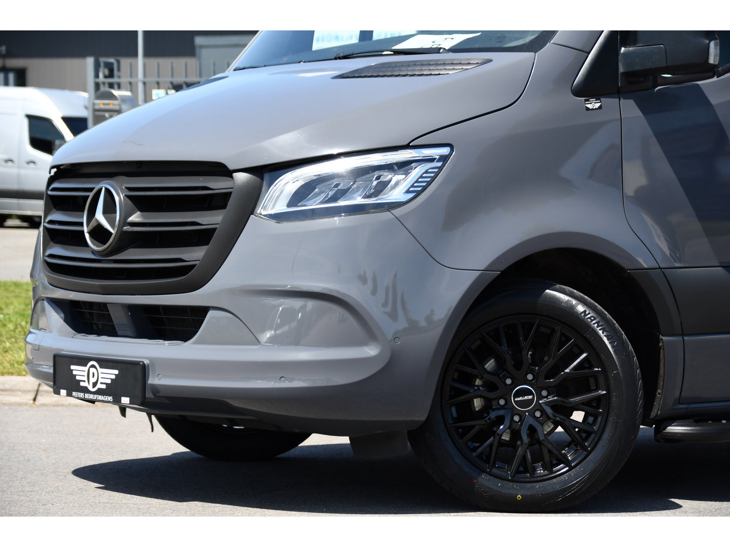 Mercedes-Benz Sprinter 317 1.9 CDI L2H2 DC PB Edition Camera, Cruise, Carplay, 170pk, LED, 3500kg Trekhaak, Automaat, Sensoren, Multimedia, Uniek!