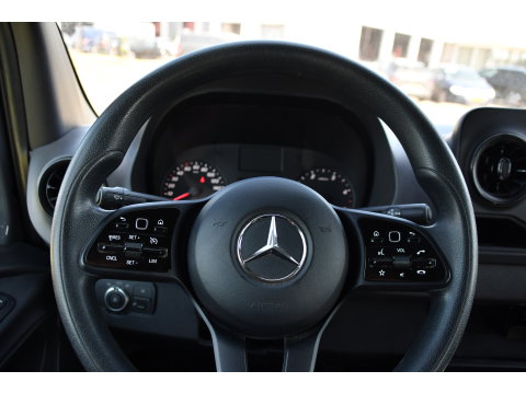 Mercedes-Benz Sprinter 317 1.9 CDI L2H2 DC PB Edition Camera, Cruise, Carplay, 170pk, LED, 3500kg Trekhaak, Automaat, Sensoren, Multimedia, Uniek!