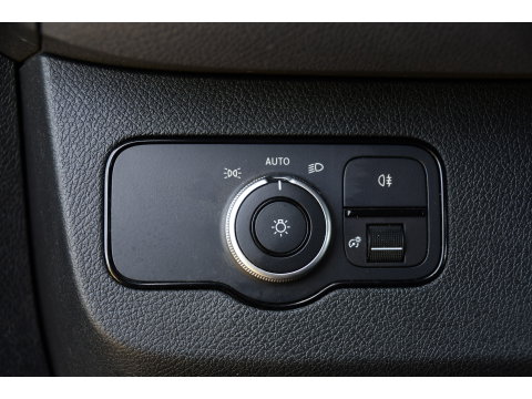 Mercedes-Benz Sprinter 317 1.9 CDI L2H2 DC PB Edition Camera, Cruise, Carplay, 170pk, LED, 3500kg Trekhaak, Automaat, Sensoren, Multimedia, Uniek!