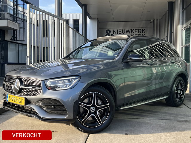 Mercedes-Benz GLC - 200 4MATIC Premium Plus AMG | SCHUIF/KANTELDAK | TREKHAAK | CAMERA | NAVI | CARPLAY/ANDROID | CRUISE CONTROL | PDC V+A | CLIMATE CONTROL | LMV 19'' | STOELVERWARMING | LED | BLUETOOTH