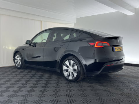 Tesla Model Y Long Range AWD 75 kWh [ 3-Fase ] {SOH-91%} (INCL.BTW)  Aut. *PANO | LEATHER | AUTO-PILOT | NAVI-FULLMAP | MATRIX-LED | KEYLESS | CAMERA | DAB+ | HEATED-COMFORTSEATS | PRIVACYGLASS | TOPVIEW*