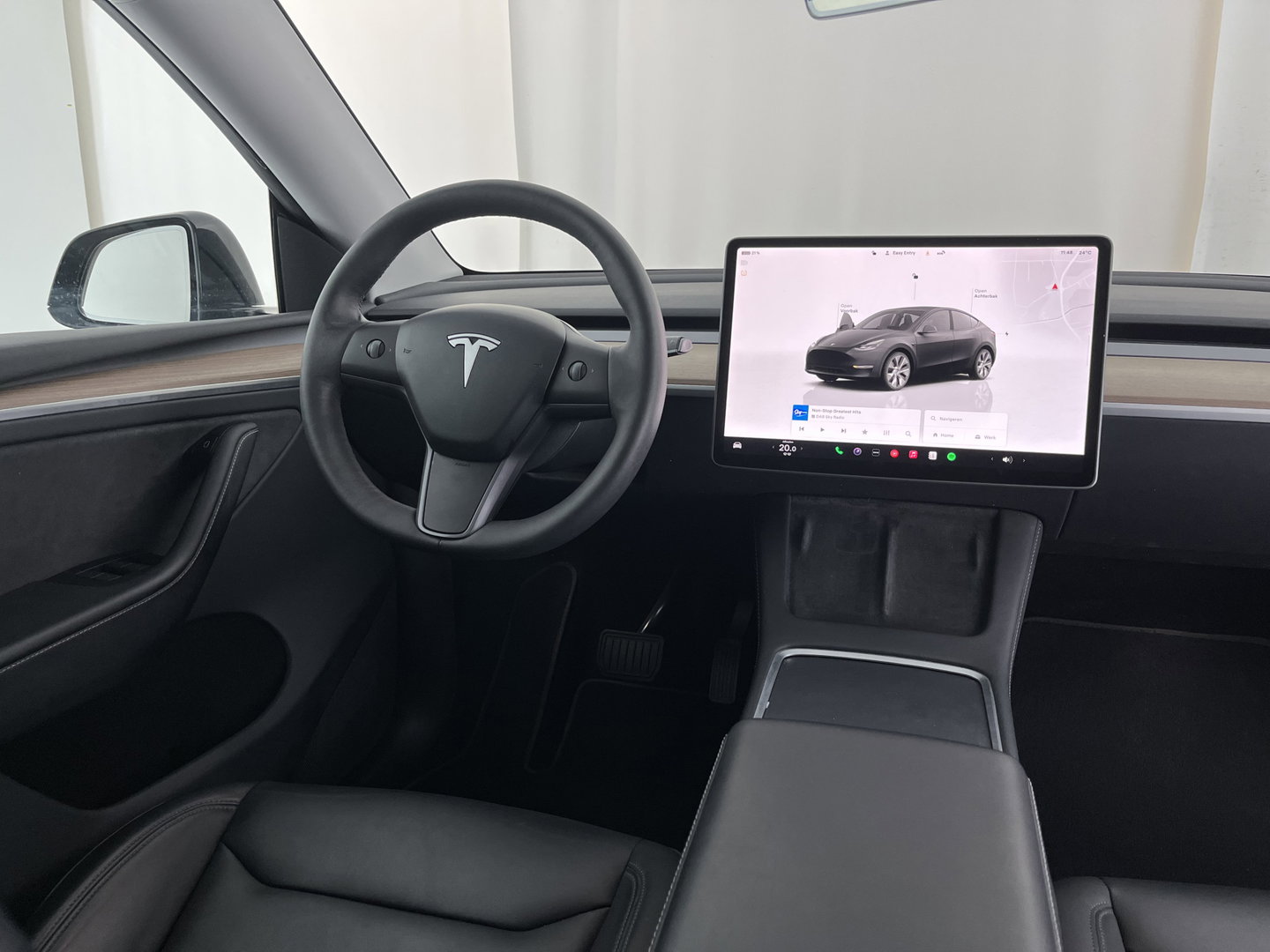 Tesla Model Y Long Range AWD 75 kWh [ 3-Fase ] {SOH-91%} (INCL.BTW)  Aut. *PANO | LEATHER | AUTO-PILOT | NAVI-FULLMAP | MATRIX-LED | KEYLESS | CAMERA | DAB+ | HEATED-COMFORTSEATS | PRIVACYGLASS | TOPVIEW*