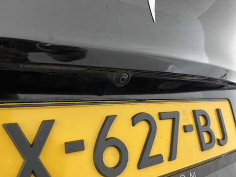 Tesla Model Y Long Range AWD 75 kWh [ 3-Fase ] {SOH-91%} (INCL.BTW)  Aut. *PANO | LEATHER | AUTO-PILOT | NAVI-FULLMAP | MATRIX-LED | KEYLESS | CAMERA | DAB+ | HEATED-COMFORTSEATS | PRIVACYGLASS | TOPVIEW*