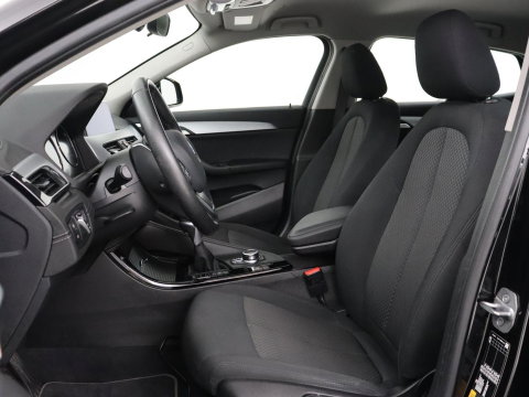 BMW X2 xDrive25e Executive | SOH 88% | Camera | Navigatie | Full LED | Park Assist | Climate control | Bluetooth | Cruise control | 18'' lichtmetalen velgen | PHEV | Plug In