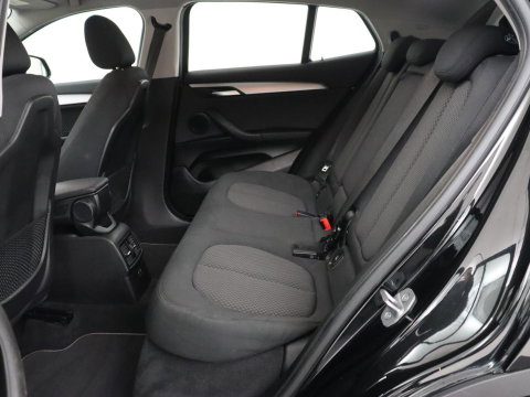 BMW X2 xDrive25e Executive | SOH 88% | Camera | Navigatie | Full LED | Park Assist | Climate control | Bluetooth | Cruise control | 18'' lichtmetalen velgen | PHEV | Plug In