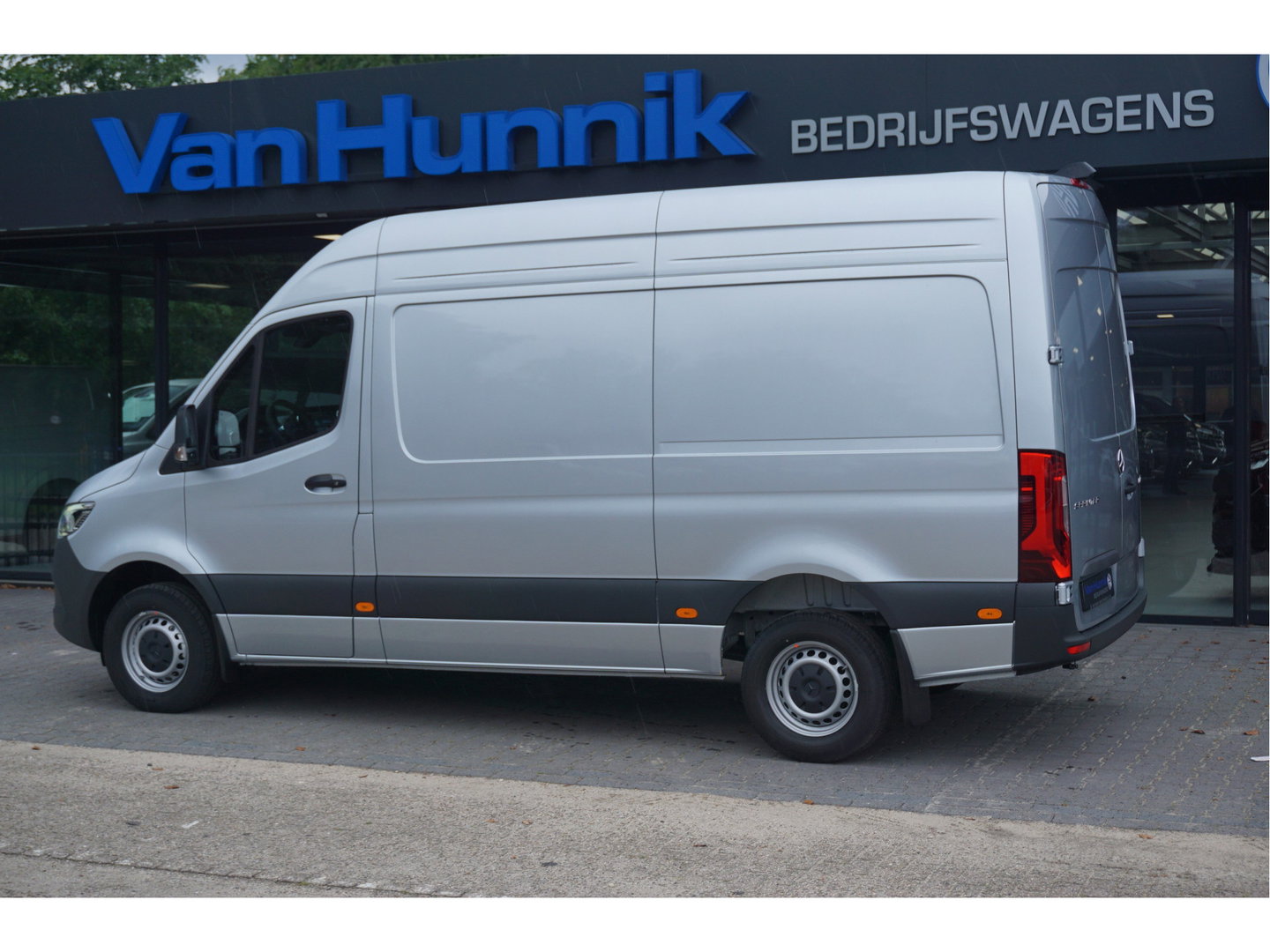 Mercedes-Benz Sprinter 317CDI Pro L2H2 BPM VRIJ!! 10.25" Mbux Cam, Gev. Stoel, 3.5T Trekgewicht, LED!! NR. A