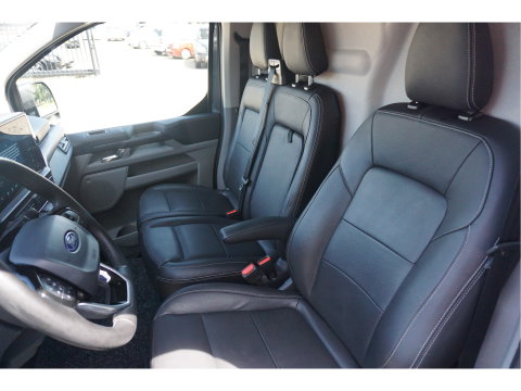 Ford Transit Custom 300L 170PK Aut. Limited BPM VRIJ!! 13" Navi, Adap. Cruise, Leder, Trekhaak, 17" LM, LED!! NR.