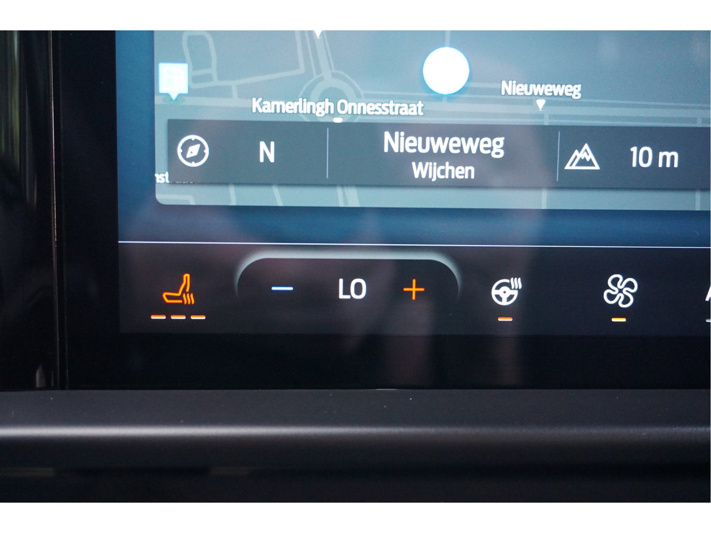 Ford Transit Custom 300L 170PK Aut. Limited BPM VRIJ!! 13" Navi, Adap. Cruise, Leder, Trekhaak, 17" LM, LED!! NR.