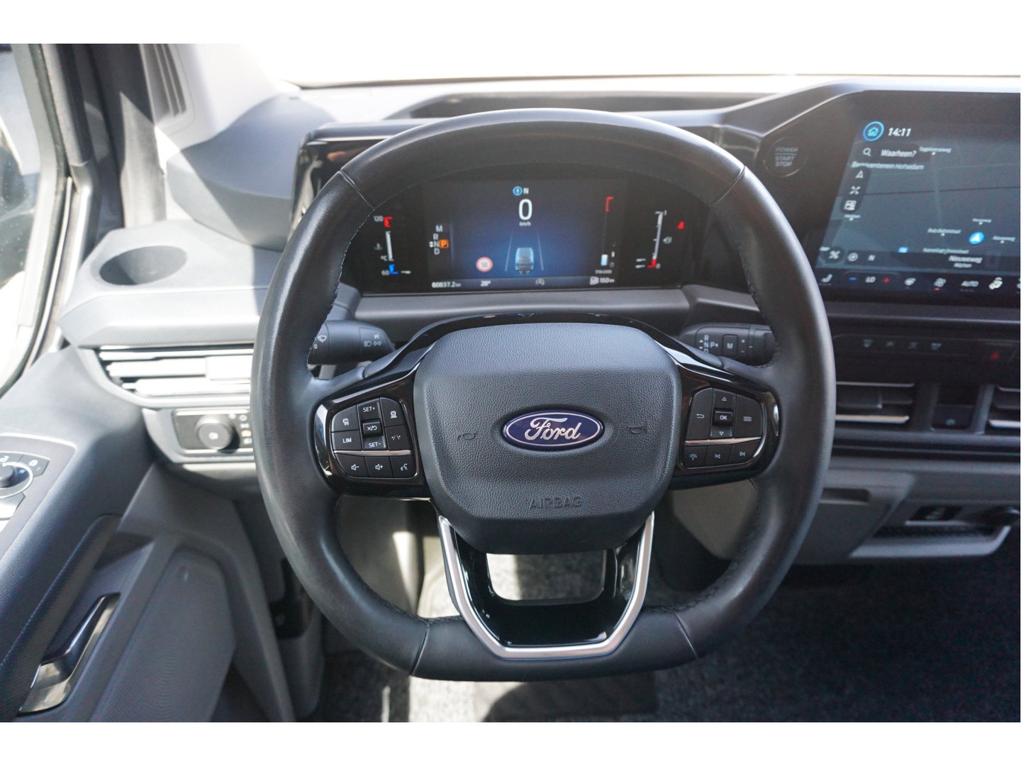 Ford Transit Custom 300L 170PK Aut. Limited BPM VRIJ!! 13" Navi, Adap. Cruise, Leder, Trekhaak, 17" LM, LED!! NR.