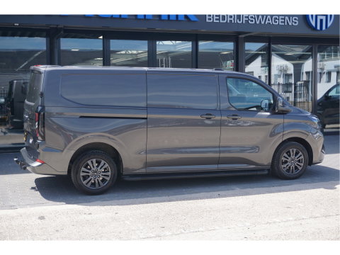 Ford Transit Custom 300L 170PK Aut. Limited BPM VRIJ!! 13" Navi, Adap. Cruise, Leder, Trekhaak, 17" LM, LED!! NR.