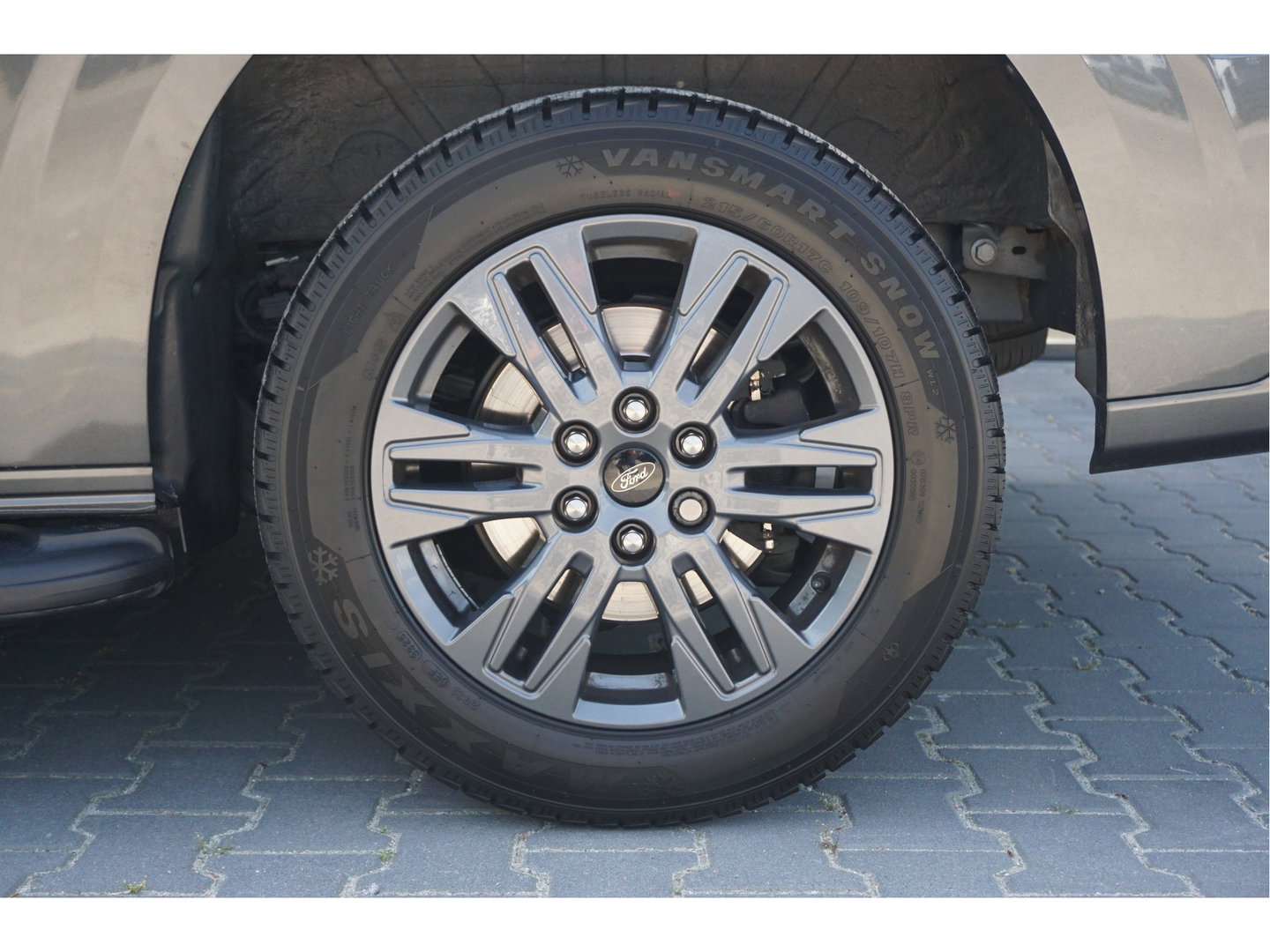 Ford Transit Custom 300L 170PK Aut. Limited BPM VRIJ!! 13" Navi, Adap. Cruise, Leder, Trekhaak, 17" LM, LED!! NR.
