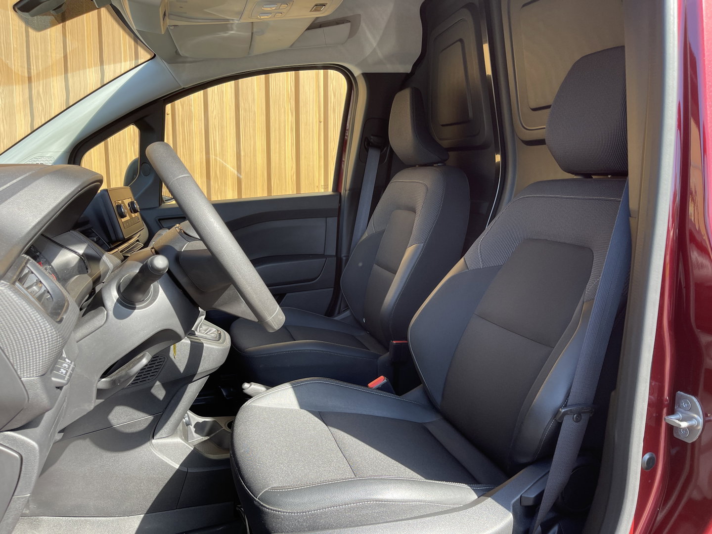Nissan Townstar 1.3 TCe | Unieke Kilometerstand! | Airconditioning | Led | DAB | Multifunctioneel Stuurwiel | Automatische Verlichting |