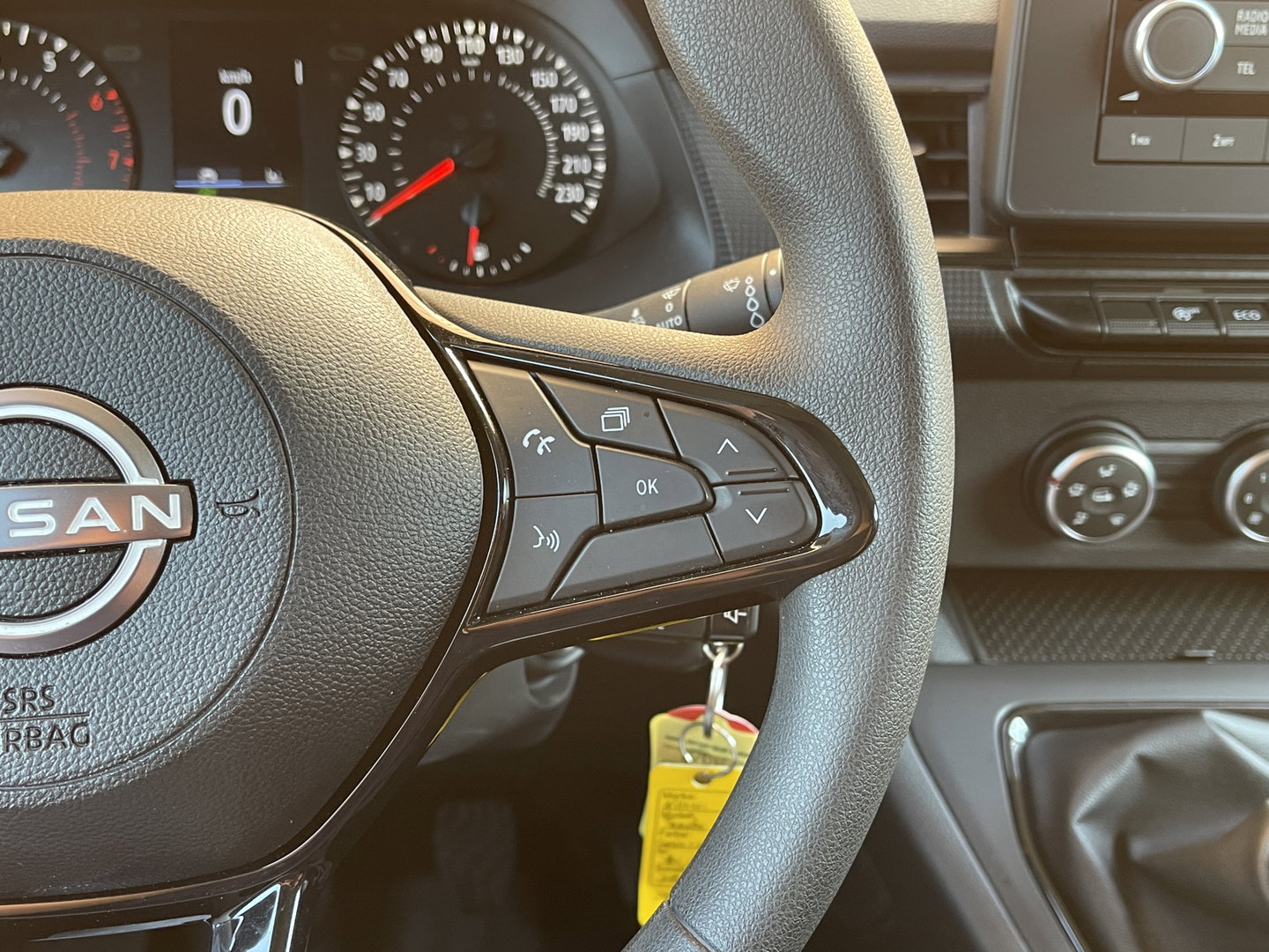 Nissan Townstar 1.3 TCe | Unieke Kilometerstand! | Airconditioning | Led | DAB | Multifunctioneel Stuurwiel | Automatische Verlichting |