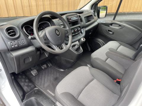 Renault Trafic 2.0 dCi 120 T29 L2H1 Comfort | Led Pure Vision | DAB | Cruise Control | Camera Achter | Automatische Verlichting |