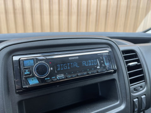 Renault Trafic 2.0 dCi 120 T29 L2H1 Comfort | Led Pure Vision | DAB | Cruise Control | Camera Achter | Automatische Verlichting |