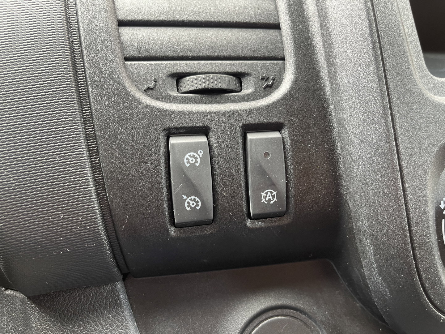Renault Trafic 2.0 dCi 120 T29 L2H1 Comfort | Led Pure Vision | DAB | Cruise Control | Camera Achter | Automatische Verlichting |