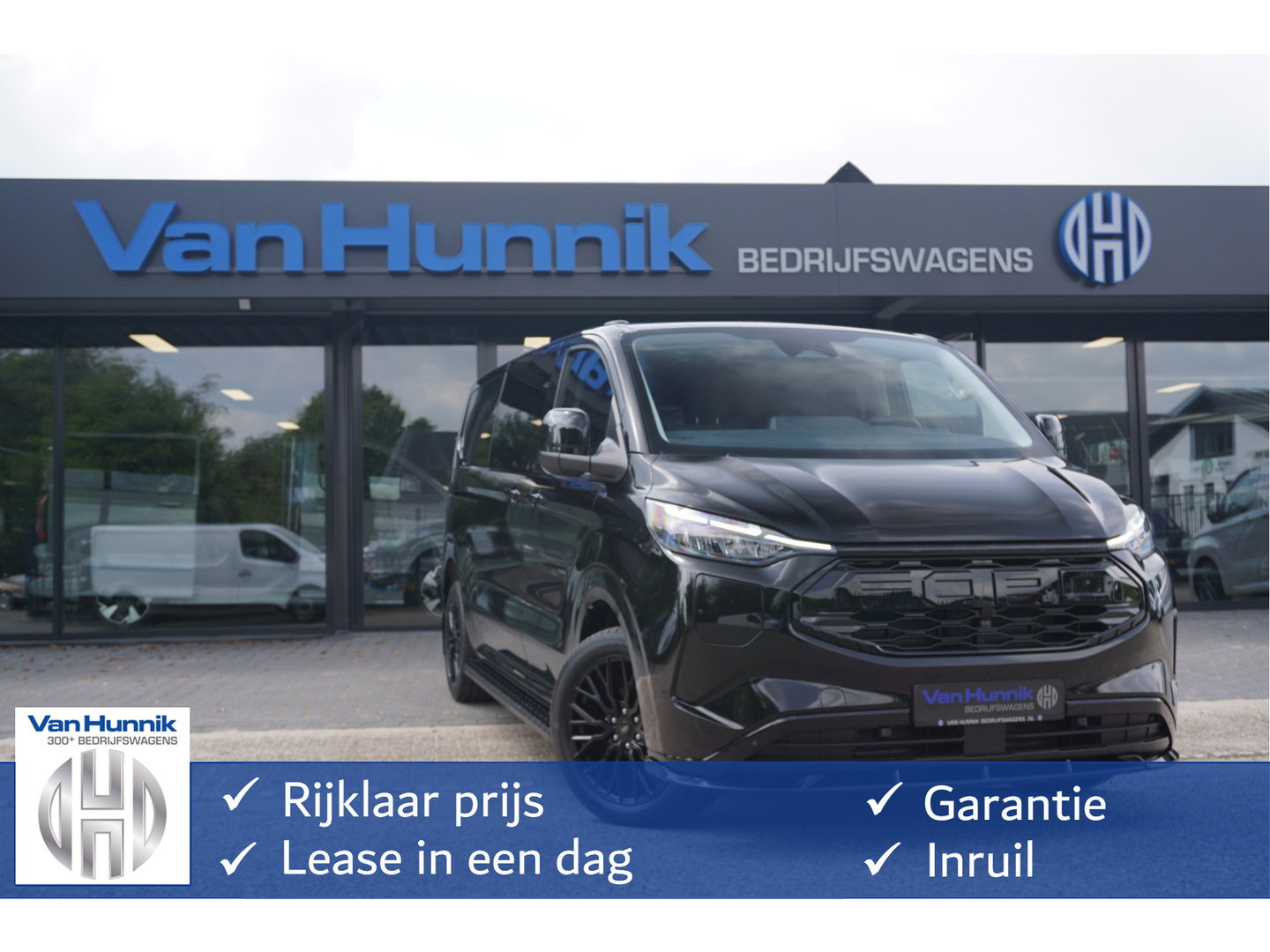 Ford Transit Custom 320L 2.5 PHEV 233PK Dubbel Cabine JWR BLACK PRIJS INCL. BPM !! 13" Navi, Adap. Cruise, Camera, 19" LM, Trekhaak!! NR. HYBDCB