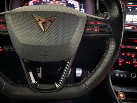 CUPRA Ateca 2.0 TSI 4DRIVE Pano Virtual Brembo Beats 360° Trekh.