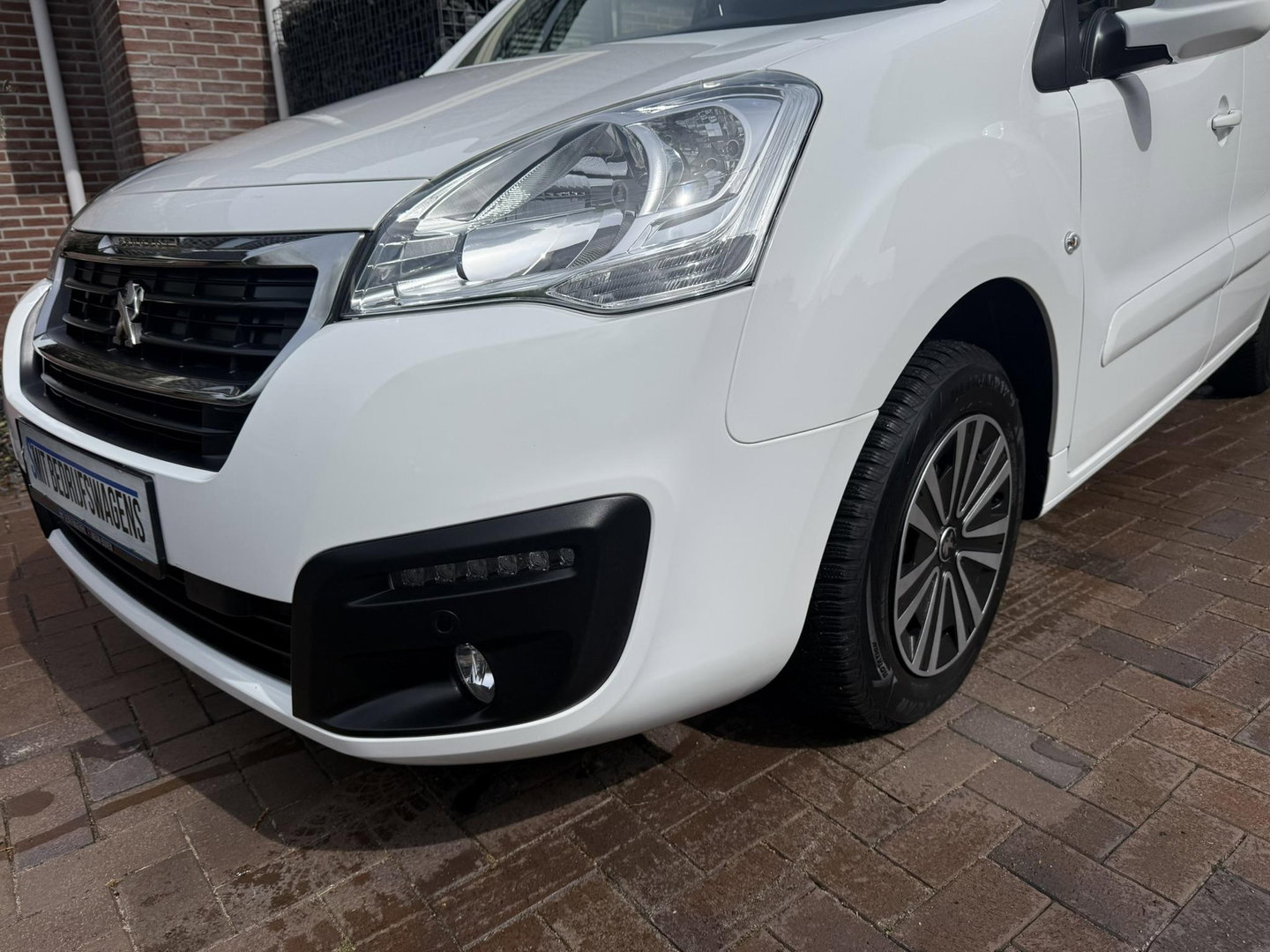Peugeot Partner 122 1.6 BlueHDi 100 L2 Pro S&S 40648 km nap camera airco cruise