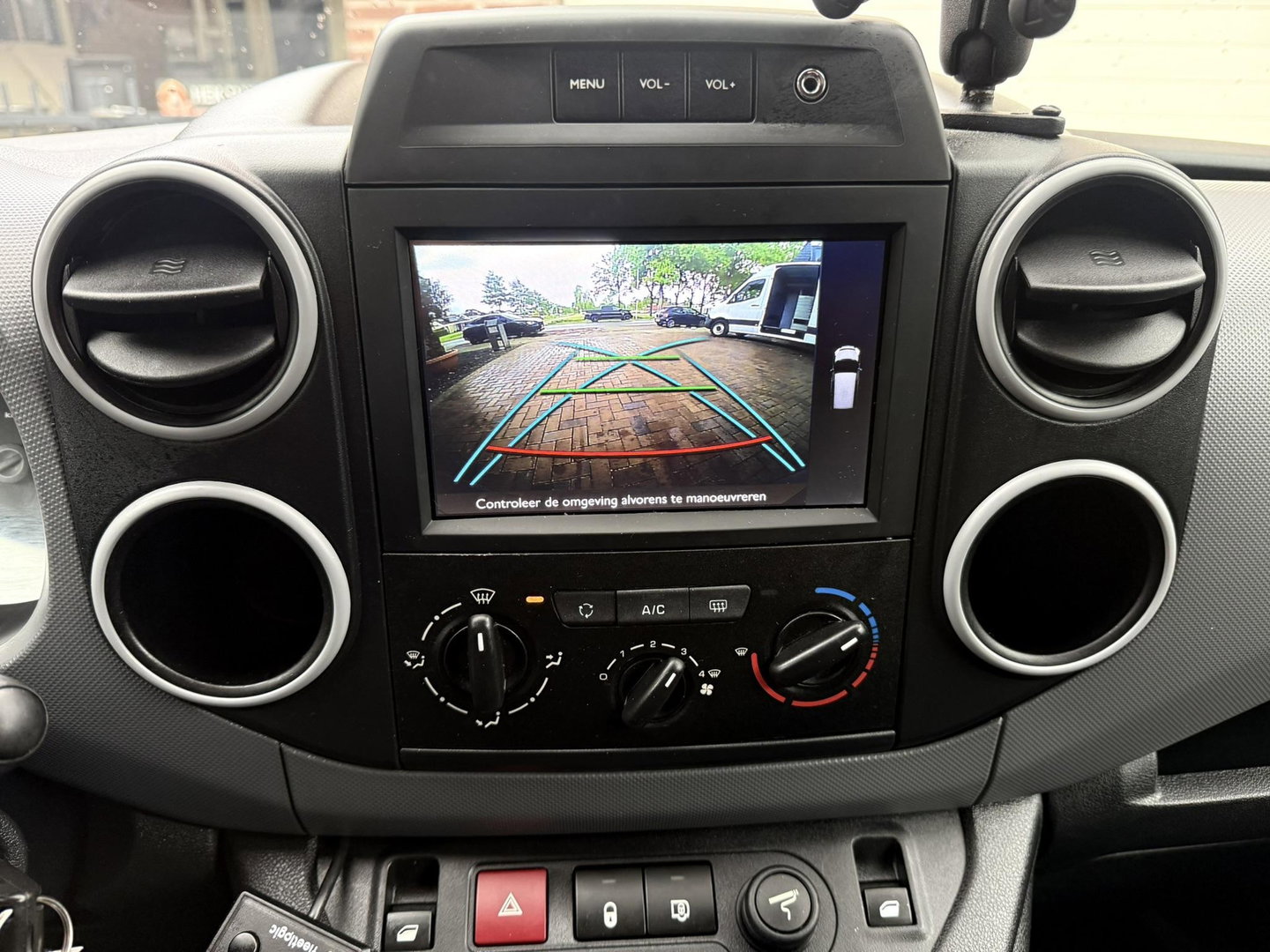 Peugeot Partner 122 1.6 BlueHDi 100 L2 Pro S&S 40648 km nap camera airco cruise