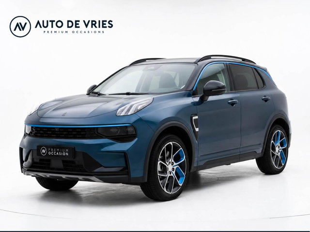 Lynk & Co 01 - 1.5 Plug-in Hybrid 262pk | Panoramadak | Navigatie | 360 Camera