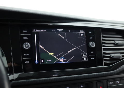 Volkswagen Transporter 2.0 TDI-204pk L2H1 | 4Motion | Automaat | Standkachel | Adapt.Cruise | Camera | Digitaal Cockpit | Navi | Carplay