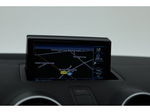 Audi A1 Sportback 1.0 TFSI S-Line | Navi | Bluetooth | Stoelverw. | Licht/- Regensensor | All Seasons | 17''