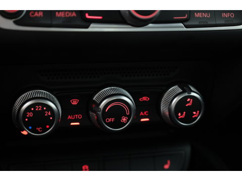 Audi A1 Sportback 1.0 TFSI S-Line | Navi | Bluetooth | Stoelverw. | Licht/- Regensensor | All Seasons | 17''