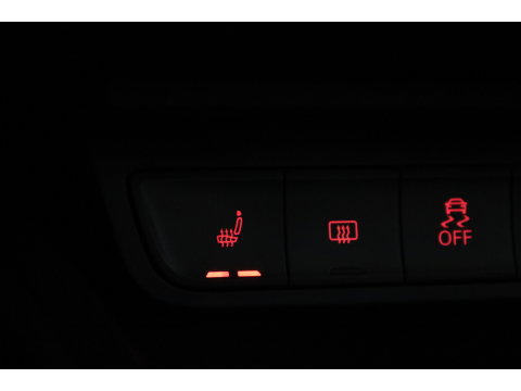 Audi A1 Sportback 1.0 TFSI S-Line | Navi | Bluetooth | Stoelverw. | Licht/- Regensensor | All Seasons | 17''