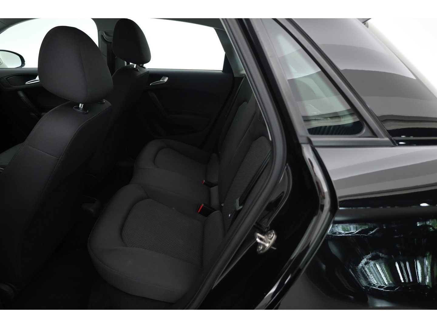 Audi A1 Sportback 1.0 TFSI S-Line | Navi | Bluetooth | Stoelverw. | Licht/- Regensensor | All Seasons | 17''