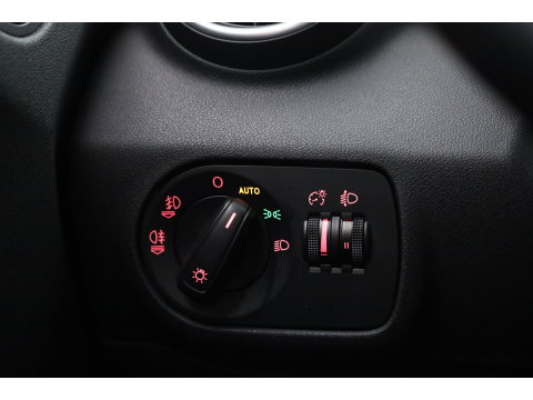 Audi A1 Sportback 1.0 TFSI S-Line | Navi | Bluetooth | Stoelverw. | Licht/- Regensensor | All Seasons | 17''