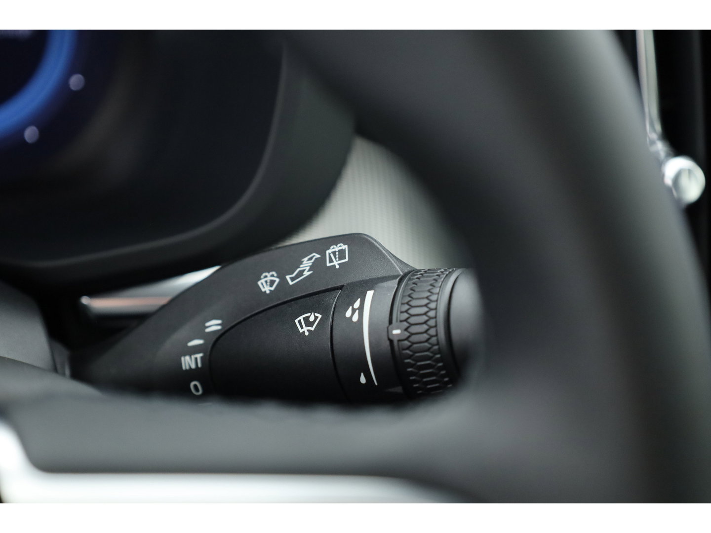 Volvo XC60 T6 PHEV Ultra Black Edition | Pano | HUD | Elek. Trekhaak | Memory Seats | 360cam | Adapt. Cruise | 21'' | Google Info. x