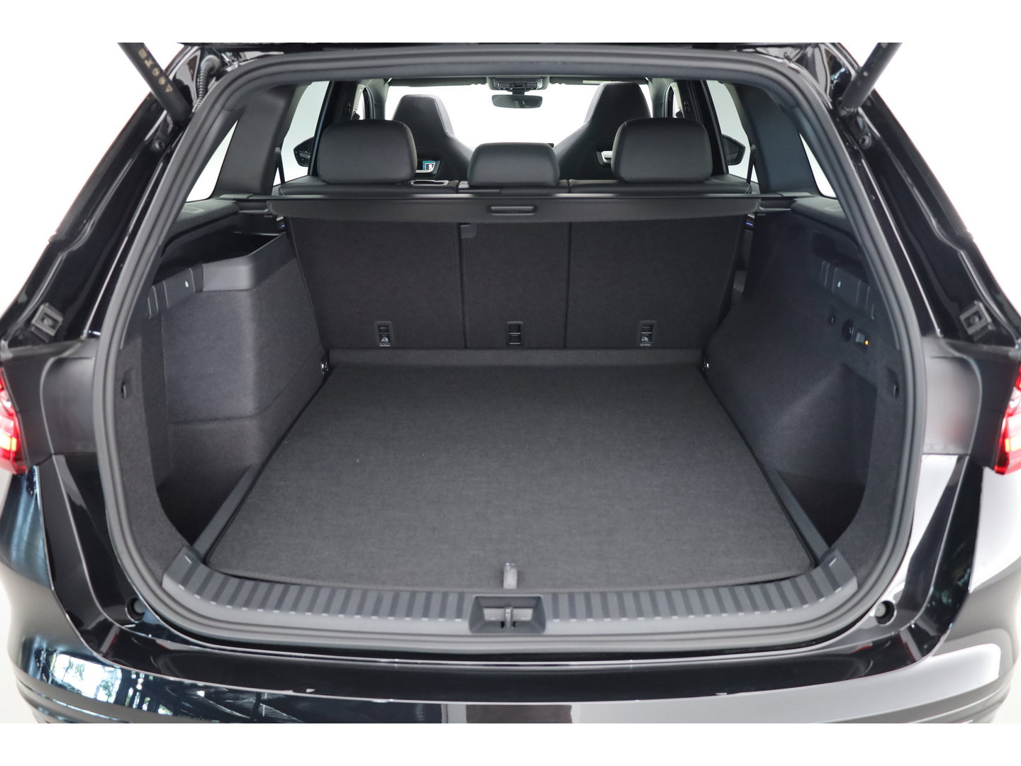 Škoda Kodiaq 1.5 TSI PHEV Sportline Business | Pano | Elek. Trekhaak | Memory Seat | Stoel-Stuurverw. | Keyless | Adapt. Cruise | Apple CarPlay