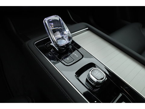 Volvo XC90 2.0 T8 Ultra Black Edition Executive | luchtvering | Bowers & Wilkins | Massage | Zwarte hemel | Blis | ACC | Pano| 360 Camera |