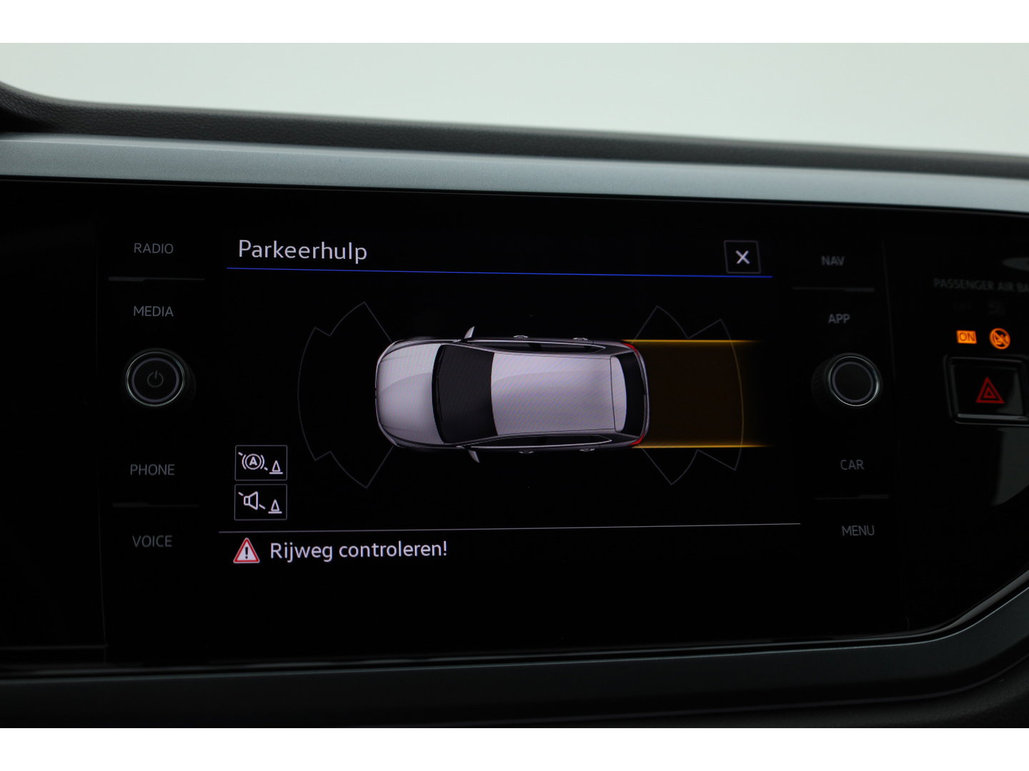 Volkswagen Polo 1.0 TSI Highline | Adapt. Cruise | Stoelverw. | Apple CarPlay & Android Auto | PDC V+A | Navi |