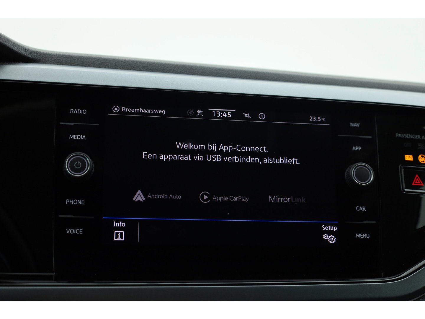 Volkswagen Polo 1.0 TSI Highline | Adapt. Cruise | Stoelverw. | Apple CarPlay & Android Auto | PDC V+A | Navi |