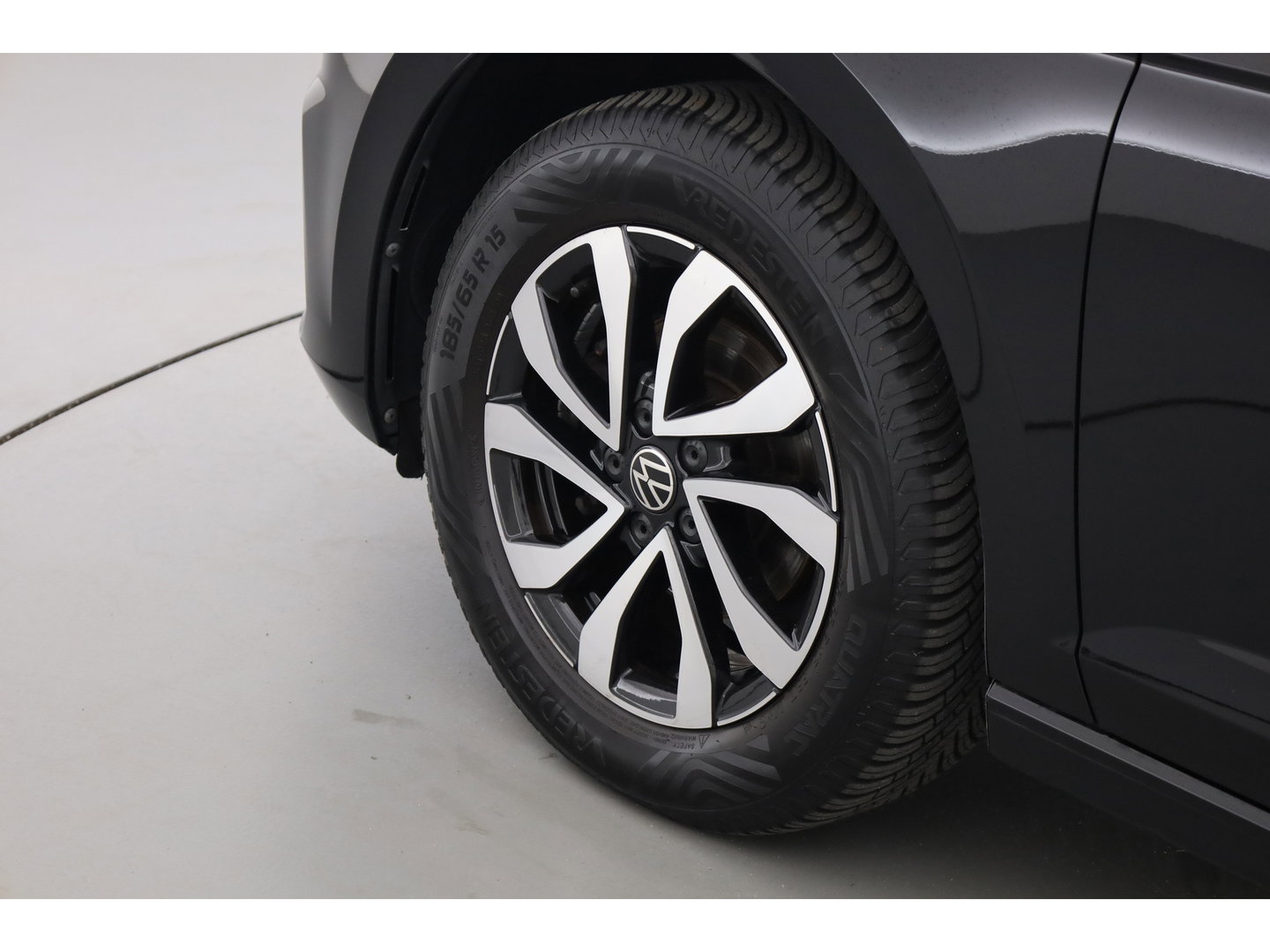Volkswagen Polo 1.0 TSI Highline | Adapt. Cruise | Stoelverw. | Apple CarPlay & Android Auto | PDC V+A | Navi |